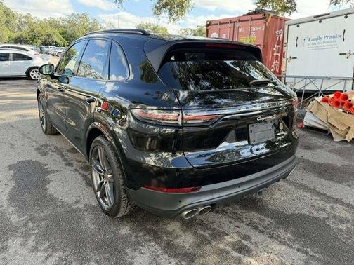 2023 Porsche Cayenne S