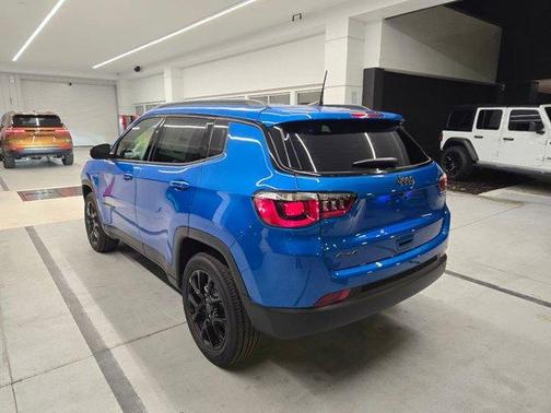 Hydro Blue Pearlcoat 2026 Jeep Compass Latitude