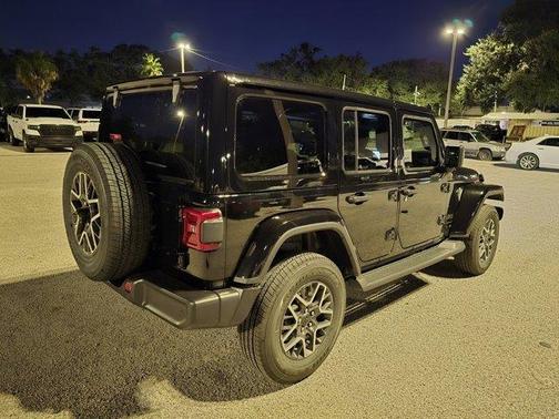 2025 Jeep Wrangler Sahara