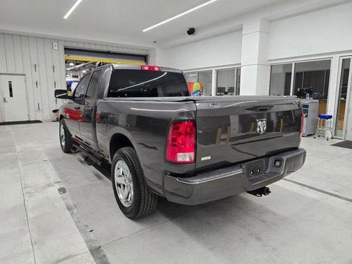 Granite Crystal Clearcoat Metallic 2018 RAM 1500 Express