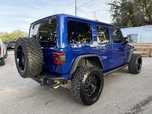 2020 Jeep Wrangler Unlimited Sahara Altitude