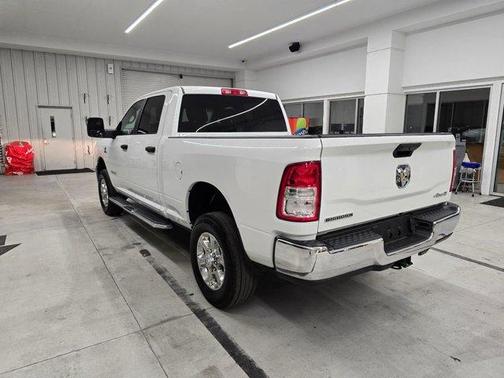 Bright White Clearcoat 2024 RAM 2500 Big Horn