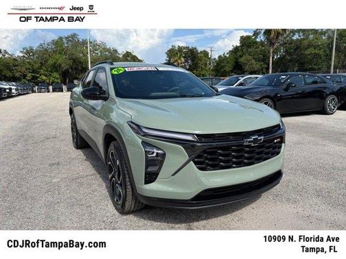 Green 2024 Chevrolet Trax 2RS