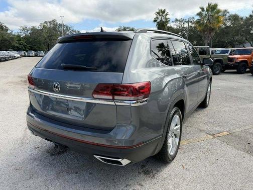 2022 Volkswagen Atlas 3.6L SE w/Technology