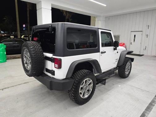 Bright White Clearcoat 2014 Jeep Wrangler Sport