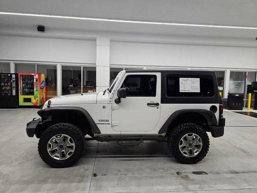 Bright White Clearcoat 2014 Jeep Wrangler Sport