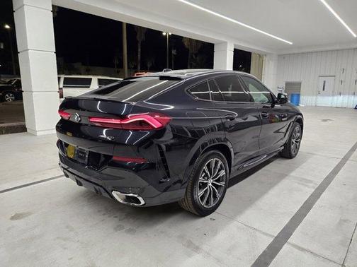 2025 BMW X6 xDrive40i