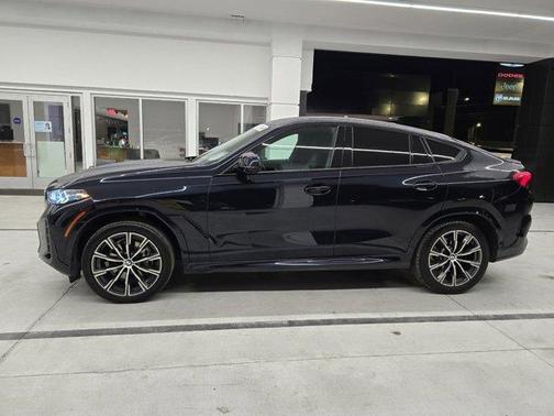 2025 BMW X6 xDrive40i