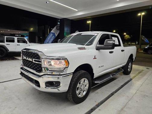 Bright White Clearcoat 2024 RAM 2500 Big Horn
