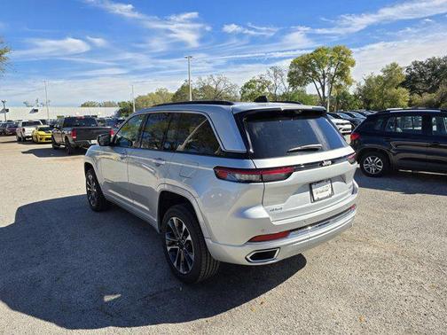 2025 Jeep Grand Cherokee Overland