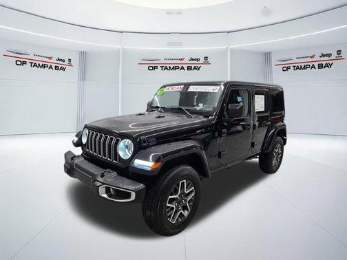 Black Clearcoat 2025 Jeep Wrangler Sahara