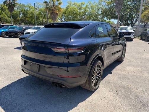 2022 Porsche Cayenne S Coupe AWD