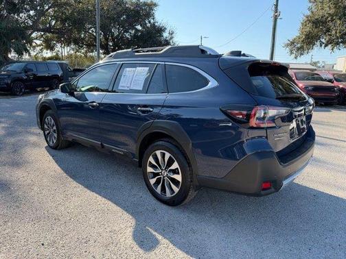2025 Subaru Outback Touring XT