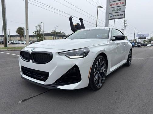 2025 BMW M240 i xDrive