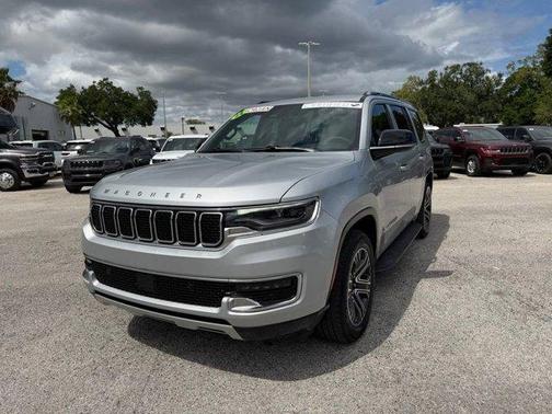 Silver Zynith 2024 Jeep Wagoneer Series II