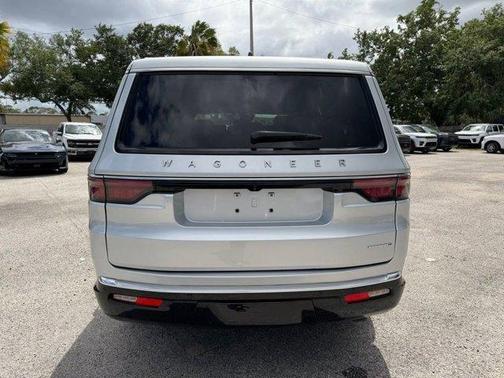 Silver Zynith 2024 Jeep Wagoneer Series II