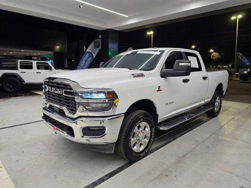 Bright White Clearcoat 2025 RAM 2500 Big Horn