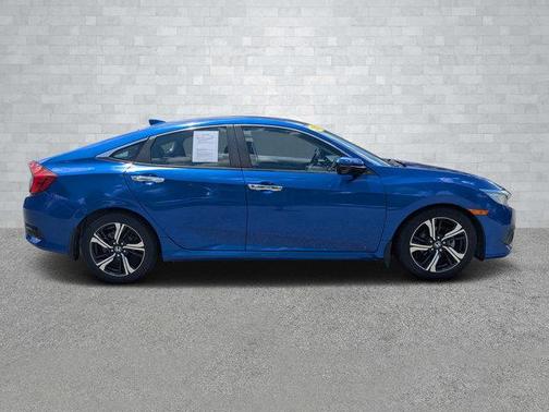 2017 Honda Civic Touring