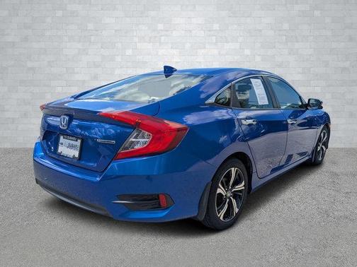 2017 Honda Civic Touring