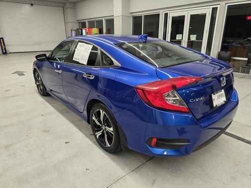 2017 Honda Civic Touring