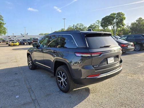 2025 Jeep Grand Cherokee Limited X