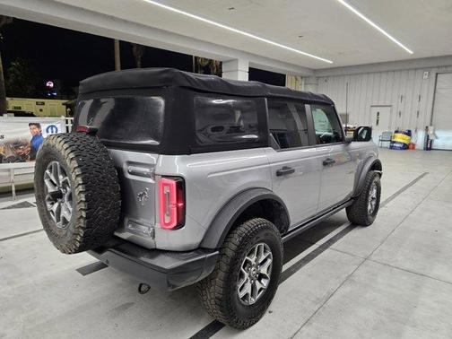 2022 Ford Bronco Badlands