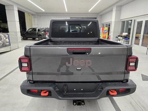 2025 Jeep Gladiator Mojave
