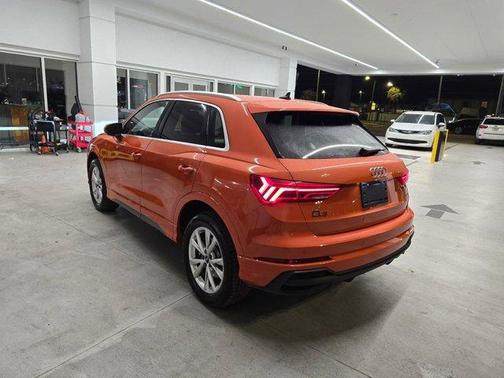 Pulse Orange 2025 Audi Q3 45 S line Premium