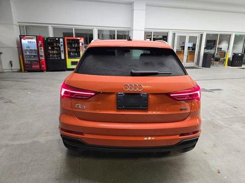 Pulse Orange 2025 Audi Q3 45 S line Premium