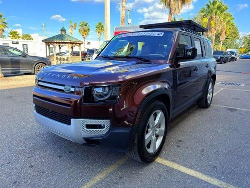 2023 Land Rover Defender SE