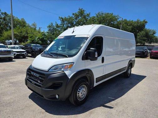 Bright White Clearcoat 2025 RAM ProMaster 2500 High Roof