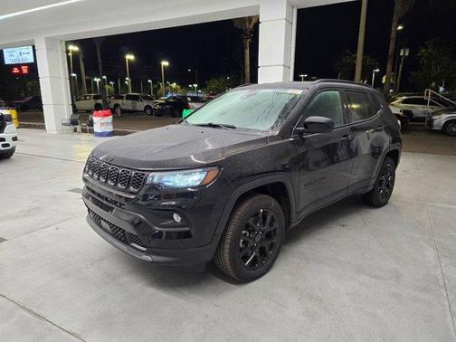 Diamond Black 2026 Jeep Compass Latitude