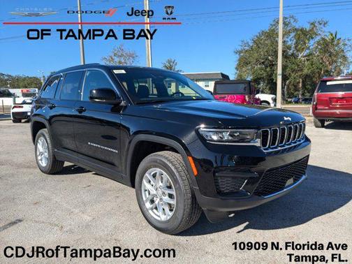 2025 Jeep Grand Cherokee Laredo