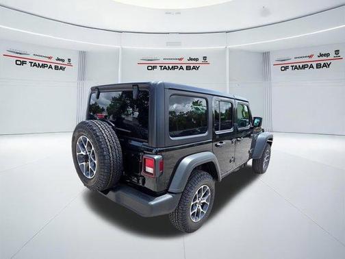 Black Clearcoat 2026 Jeep Wrangler Sport