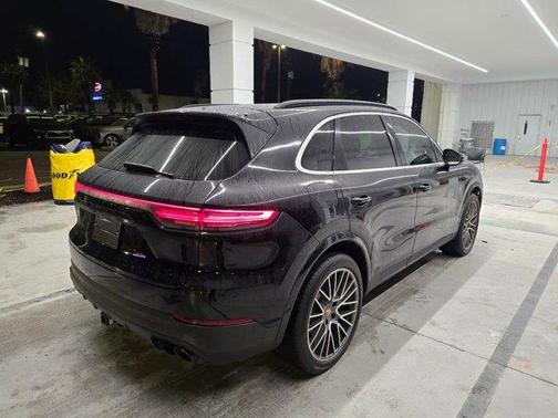 2021 Porsche Cayenne S