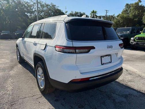 Bright White Clearcoat 2025 Jeep Grand Cherokee L Laredo