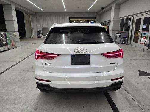 2025 Audi Q3 45 S line Premium