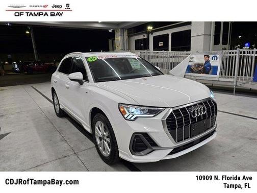 2025 Audi Q3 45 S line Premium