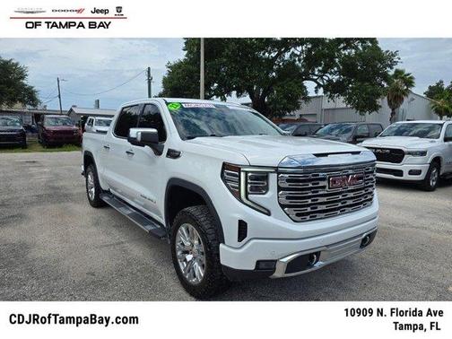 Summit White 2022 GMC Sierra 1500 Denali