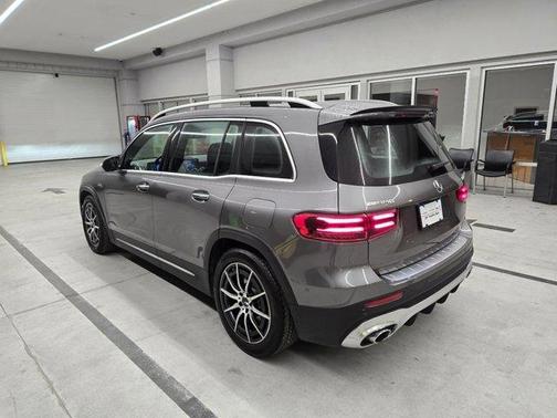 2025 Mercedes-Benz AMG GLB 35 Base