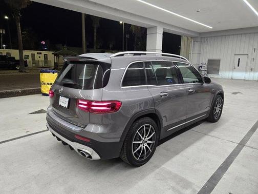 2025 Mercedes-Benz AMG GLB 35 Base