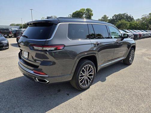 2025 Jeep Grand Cherokee L Summit Reserve