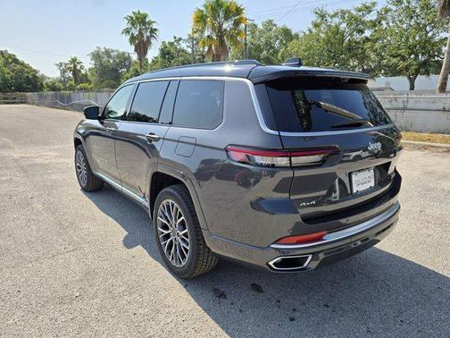 2025 Jeep Grand Cherokee L Summit Reserve