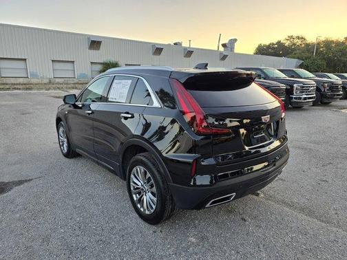 2024 Cadillac XT4 Premium Luxury