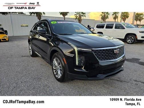 2024 Cadillac XT4 Premium Luxury