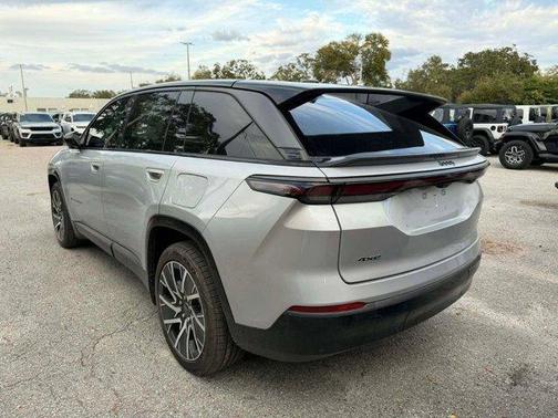 2025 Jeep Wagoneer S Limited