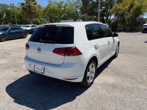 2017 Volkswagen Golf TSI Wolfsburg Edition 4-Door