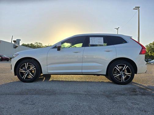 2018 Volvo XC60 T6 R-Design