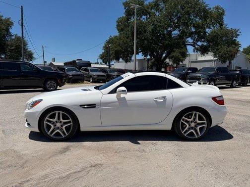 White 2016 Mercedes-Benz SLK-Class SLK300