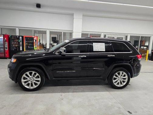 Diamond Black 2017 Jeep Grand Cherokee Limited